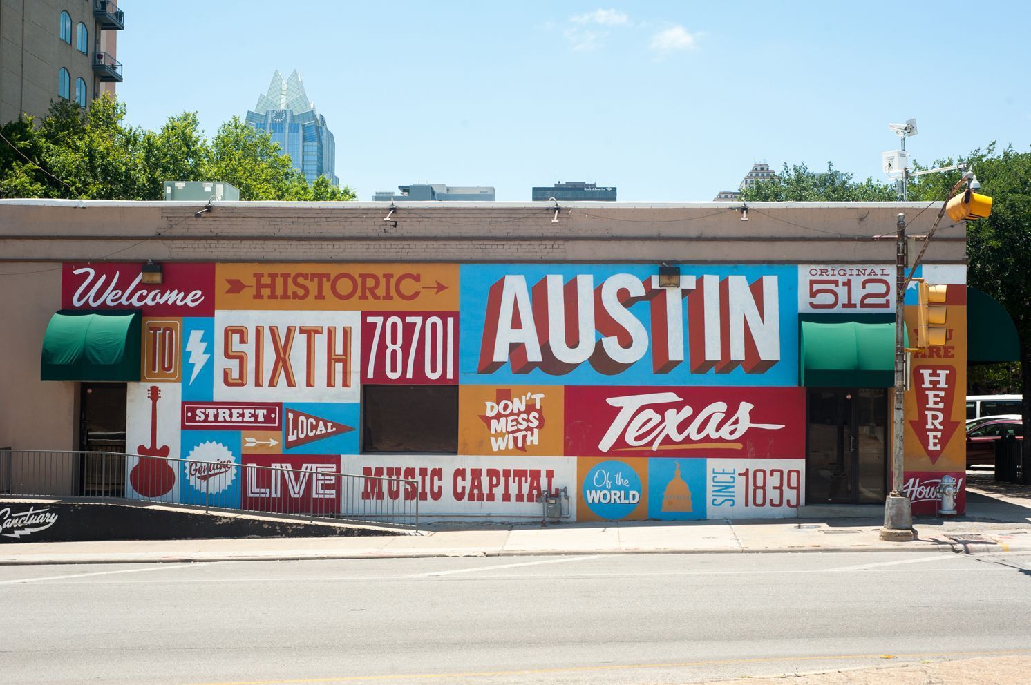 Mural na Sixth Street, coração boêmio de Austin • Divulgação/Visit Austin