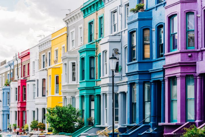 Casas coloridas em Notting Hill • Karl Hendon/Getty Images