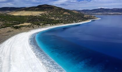 Conheça lago na Turquia que poderia estar em Marte, segundo cientistas