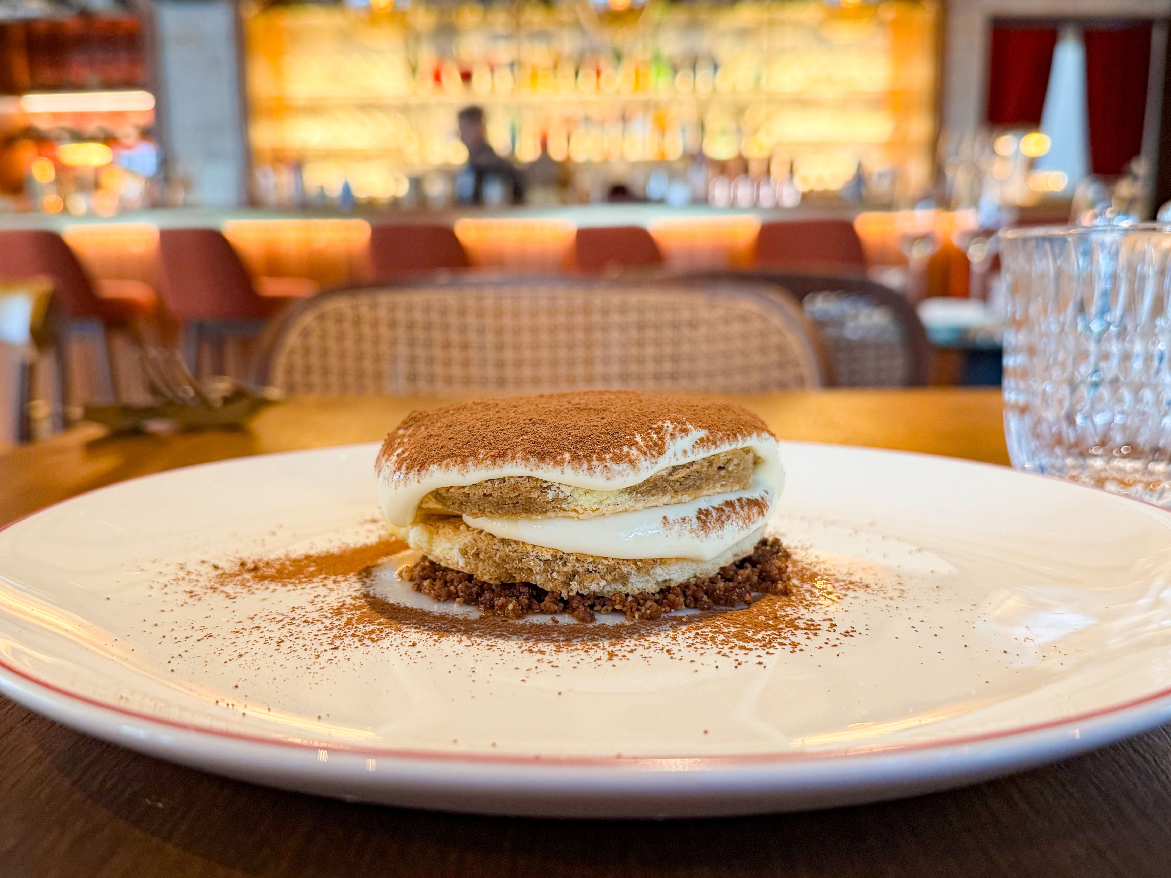 Aprenda a fazer o tiramisù do restaurante Marena