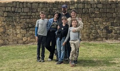Casal troca os EUA pelo Equador e diz: "Não queremos o sonho americano"