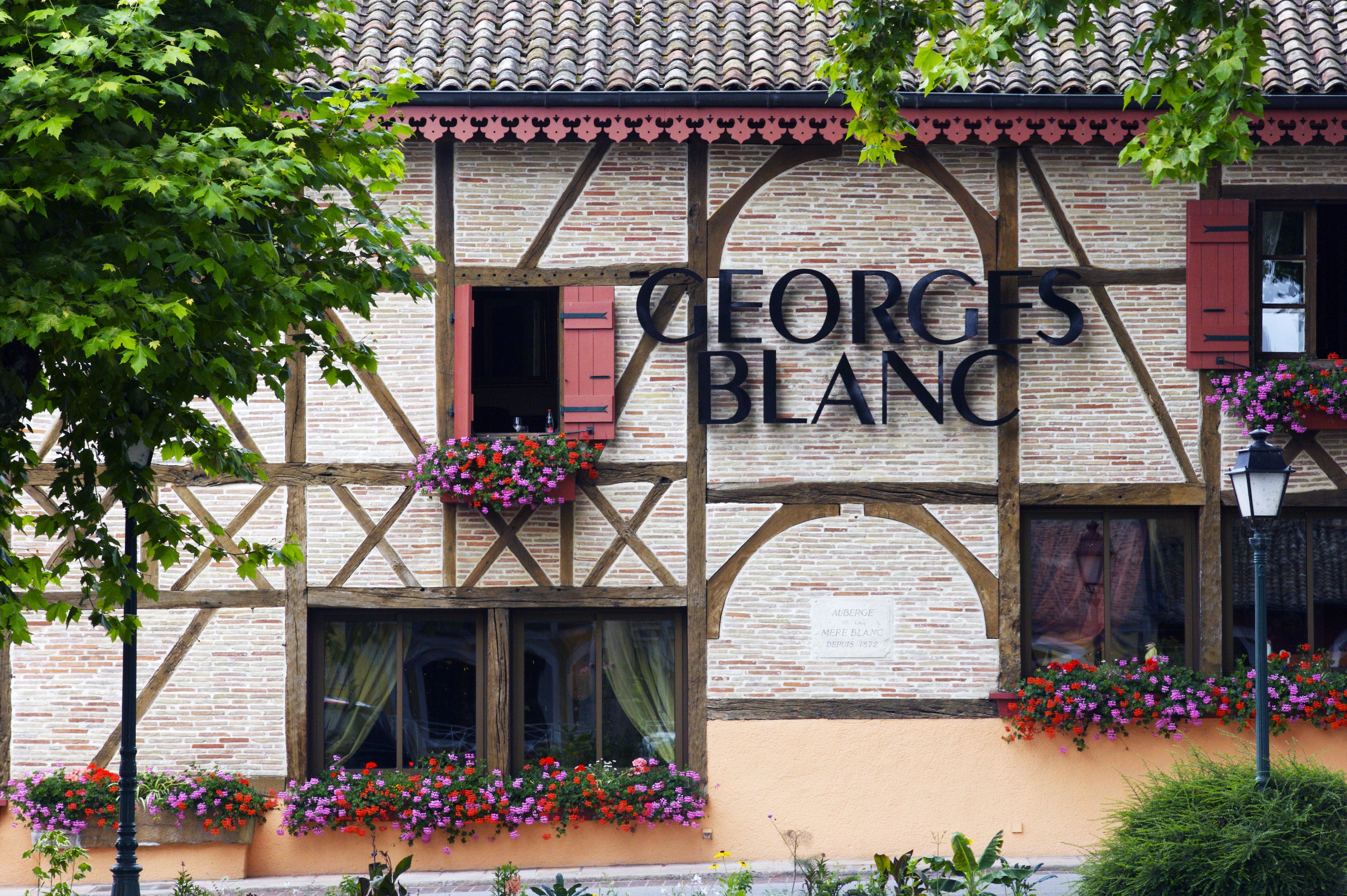 Hotel restaurant Georges Blanc.