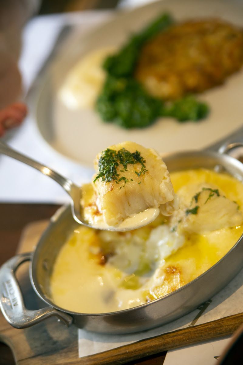 Bacalhau com mascarpone e batata rosti é um dos pratos do menu de Páscoa da Casa Santo Antônio • Divulgação