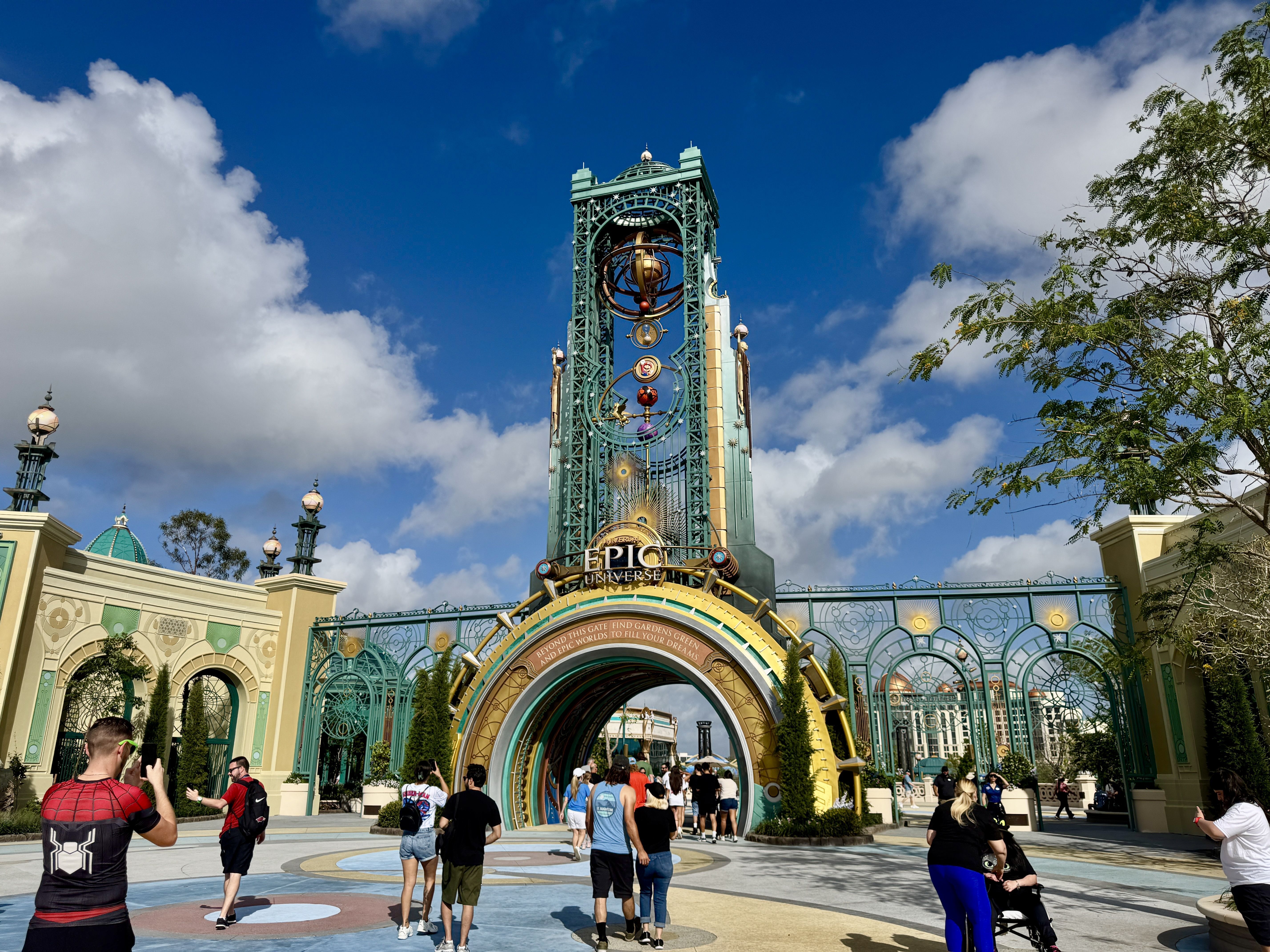 Portal de entrada do Epic Universe, 4º parque do Universal Orlando Resort
