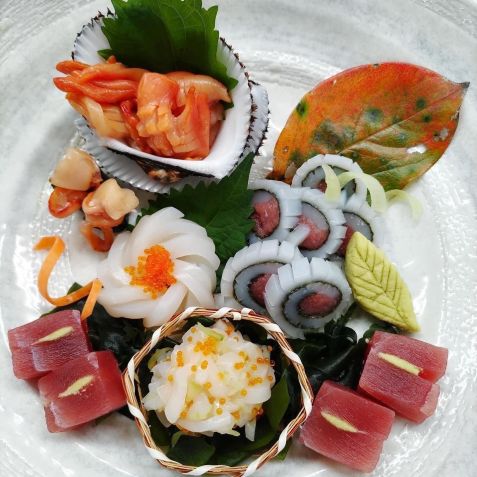 Em Tóqui, a Tokyo Sushi Academy abre as portas para turistas que querem aprender os segredos da culinária local em até 5 semanas • Facebook