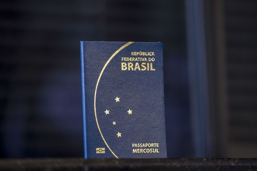 Passaporte é documento obrigatório para certas viagens internacionais e pode evitar entraves • Marcelo Camargo/Agência Brasil/Wikimedia Commons