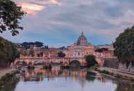 Funeral do papa Francisco: onde ficar e o que evitar em Roma e no Vaticano