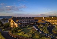 Resort em Campos do Jordão aposta em vinho, queijo e muito chocolate