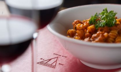 Receita para o Dia das Mães: Fusilli alla Zozzona do chef Gustavo Rozzino