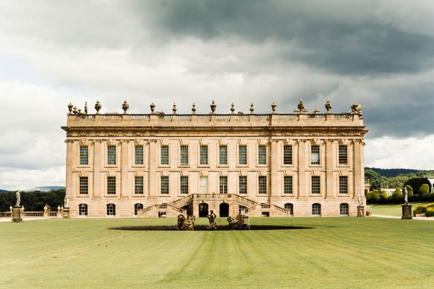 Chatsworth House inspirou a propriedade fictícia de Pemberley • Unsplash/Mae Black