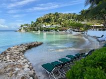 Praia no hotel Round Hill, em Montego Bay, na Jamaica