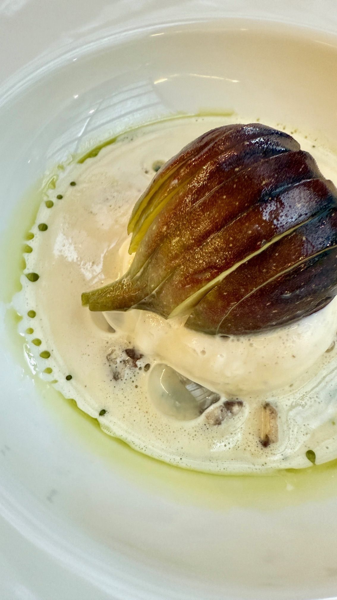 Sobremesa "nada atrativa no papel e no visual", mas perfeita na boca: figo e zabaione • Tina Bini