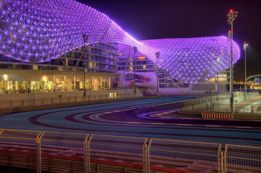 Yas Island abriga Circuito de Fórmula 1 de Abu Dhabi • Rob Alter/Flickr