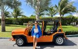 Moke Tour é passeio em carrinho estilo buggy que percorre as principais atrações da ilha   