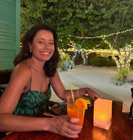 Daniela Filomeno em jantar no Blanchards, restaurante em Anguilla