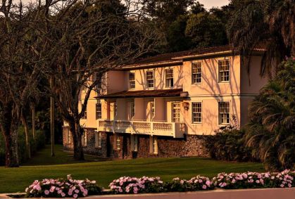 Fachada rosada do Hotel das Cataratas, a Belmond Hotel, em Foz do Iguaçu, na lista dos melhores do mundo