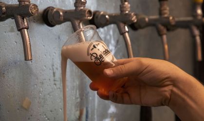 Rua da Carioca, novo polo da cerveja artesanal no Rio, ganha 3º inquilino