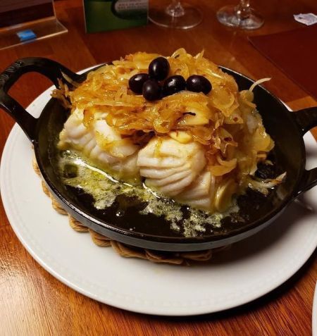 Gruta de Santo Antônio oferece o Bacalhau do chef, o prato preferido de Ricardo • Divulgação/Gruta de Sto Antônio