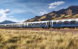 Belmond Andean Explorer tem 20 vagões e percorre uma das ferrovias mais altas do mundo entre Cusco e Arequipa 