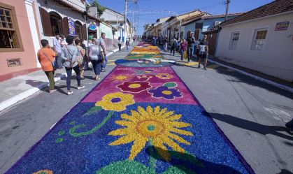 Tapetes de Corpus Christi: entenda o significado e a tradição no Brasil