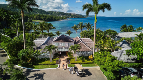 Vista aérea do Round Hill Hotel &amp; Villas, na Jamaica