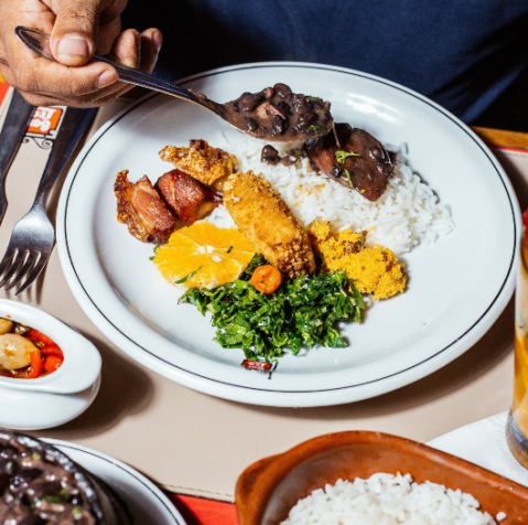 Feijoada do Bar Léo, no centro de SP • Divulgação