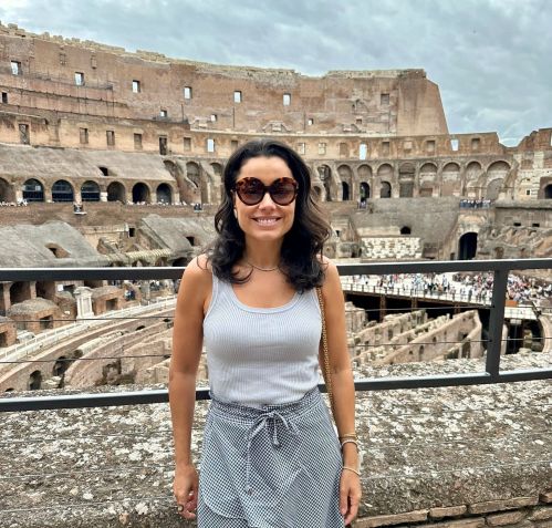 Daniela Filomeno dentro do Coliseu, carto-postal de Roma e passeio imperdvel  CNN Viagem & Gastronomia
