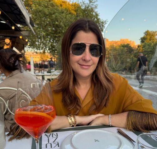 Ju Ferraz em passeio na Grécia • Ju Ferraz