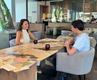 Daniela Filomeno e chef Virgilio Martínez no restaurante Central