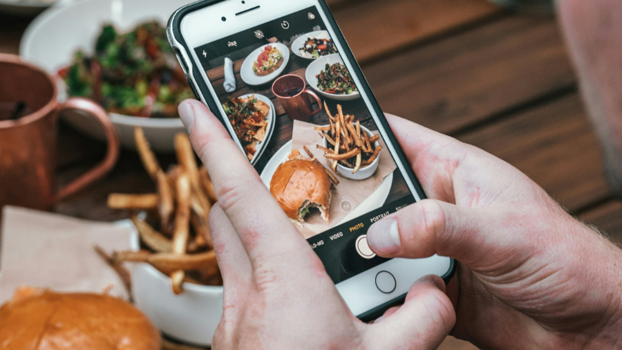Restaurantes nas redes sociais