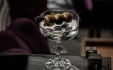 Dry Martini do Blue Blazer, que se inspira nos bares escondidos da época da Lei Seca dos EUA 