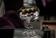 Lelo Forti abre em Botafogo o imperdível bar de coquetelaria Blue Blazer