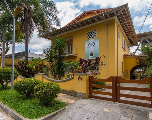Casa Guilherme de Almeida é um "museu-casa" instalado na residência onde poeta paulista viveu • Reprodução/Facebook