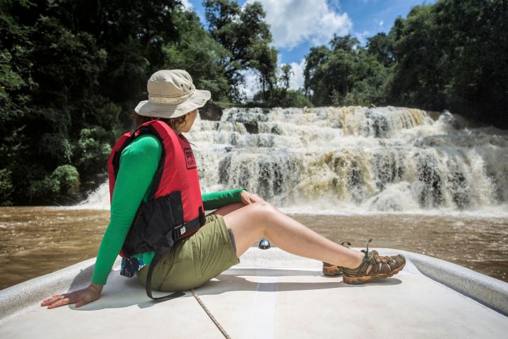 Passeio de barco nas Cataratas do Iguaçu • Divulgação/Awasi Iguazú