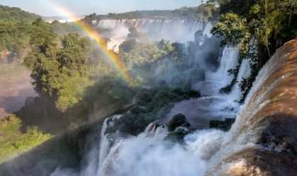 Cataratas do Iguaçu: 8 experiências além da visita às quedas d'água