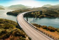 Rodovia na Escócia vira pesadelo turístico após viralizar nas redes sociais