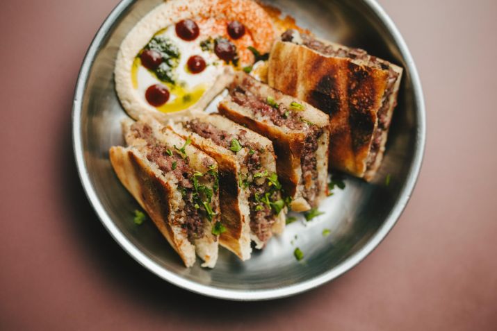 Make Hommus Not War leva culinária árabe ao festival • Divulgação