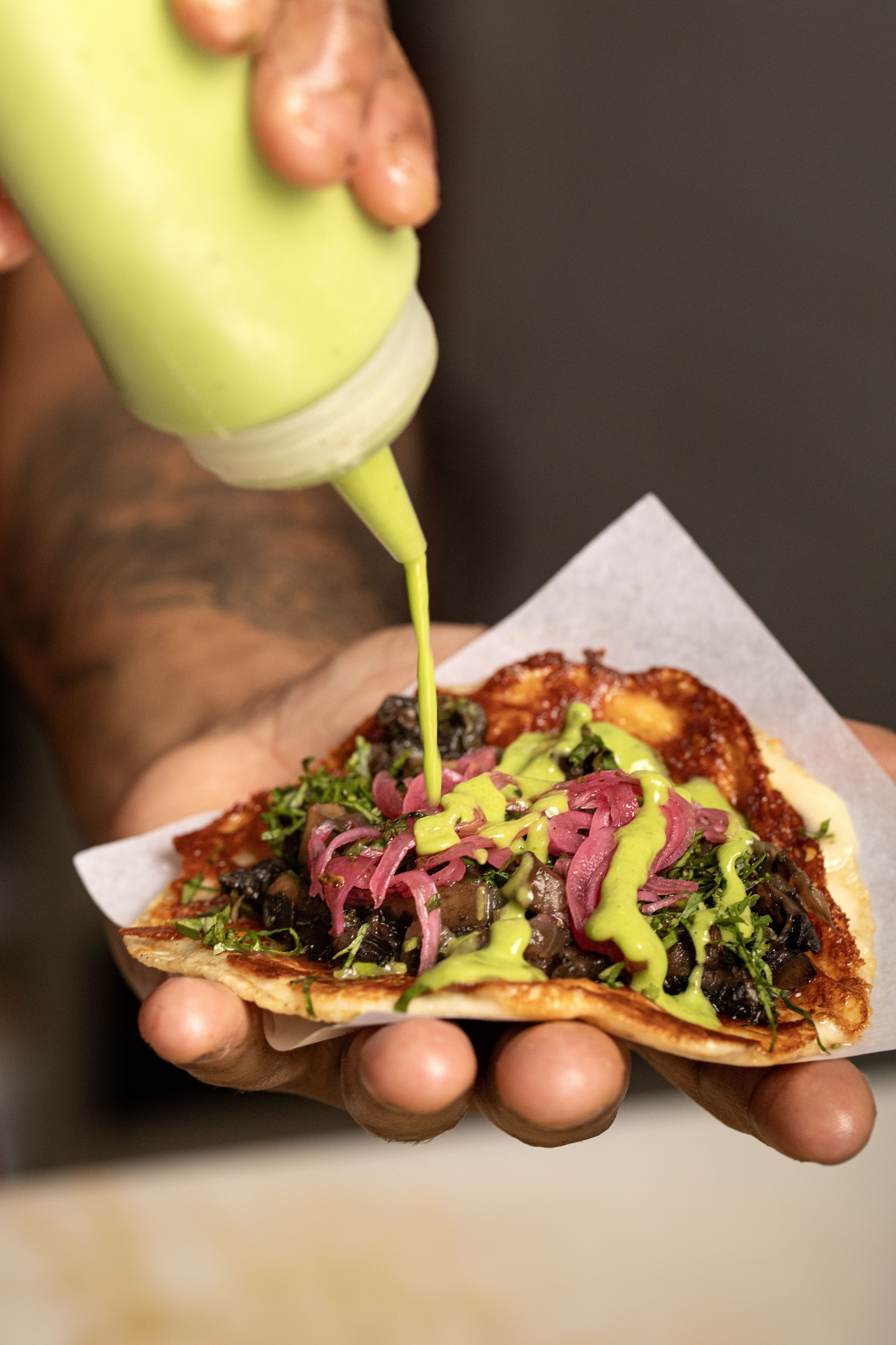 Taqueria Atzi celebra dois anos de sucesso com renomados chefs convidados • Divulgação