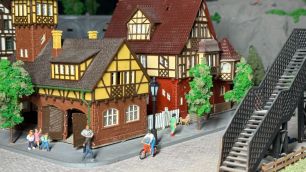 Campos do Jordão ganha parque temático com miniaturas e museu de cera