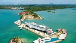 Navio com mais de 110 anos vira hotel após reforma de US$ 18 milhões; veja