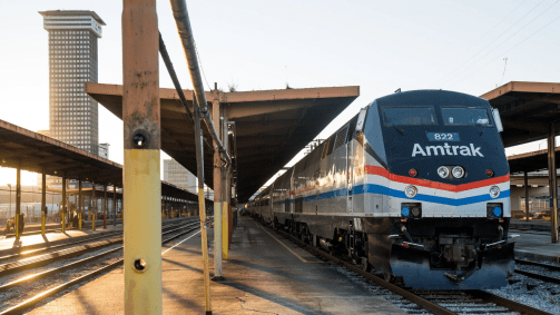 Trem da Amtrak que faz serviço entre Nova Orleans e Mobile, nos EUA