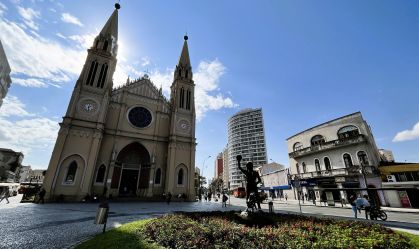 Curitiba tem passeio que mostra lado sombrio da cidade