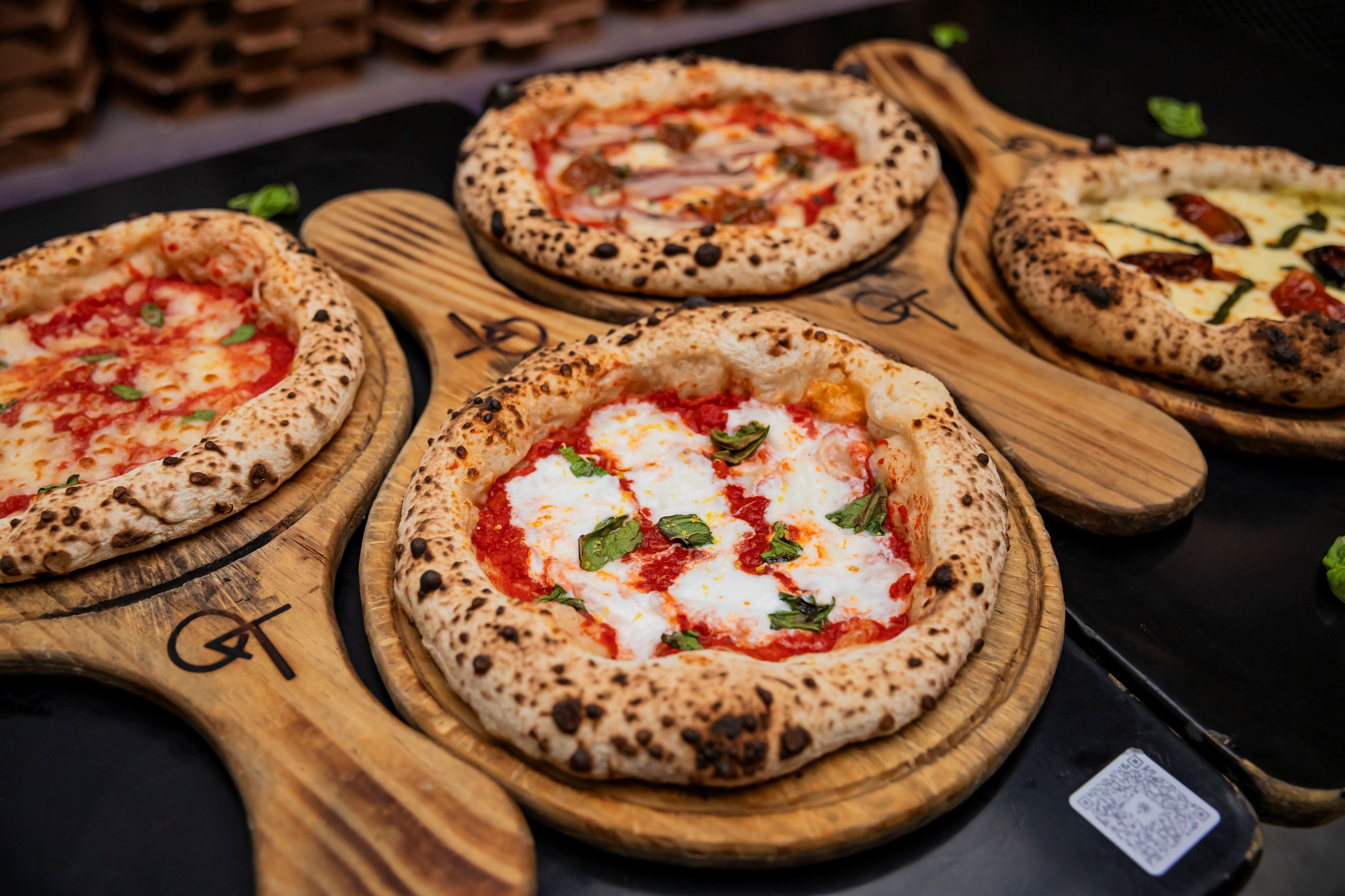 QT Pizza Bar celebra prêmio 50 Top Pizza com sabores inéditos no menu até 30 de setembro