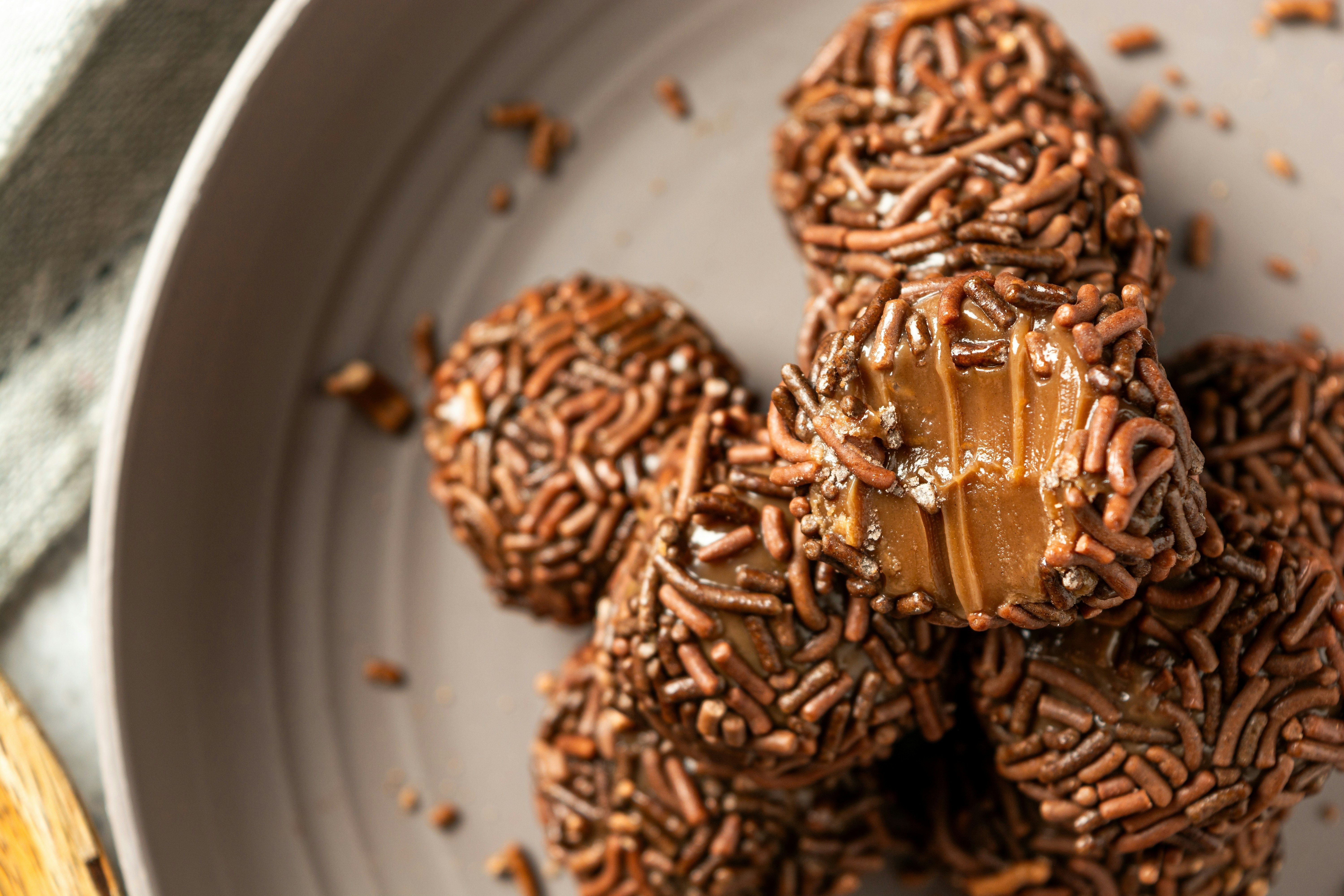 Dia do Brigadeiro: o doce que conquistou o paladar dos brasileiros e virou presença obrigatória em festas e comemorações