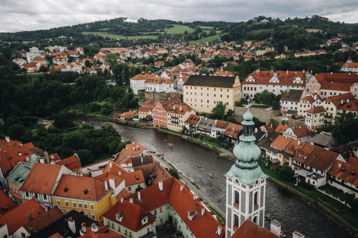 Cidade reúne edificações históricas góticas, renascentistas e barrocas • Jiří Dužár