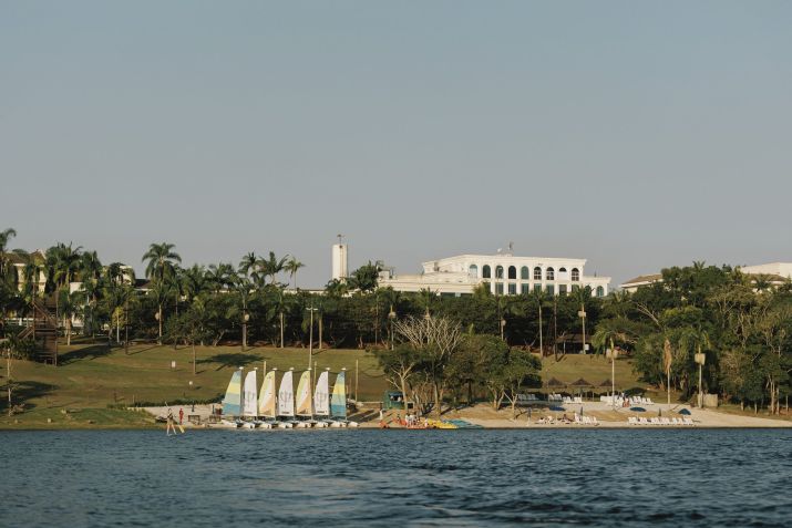 Clube Med Lake Paradise fica às margens da represa Taiaçupeba, em Mogi das Cruzes • Divulgação