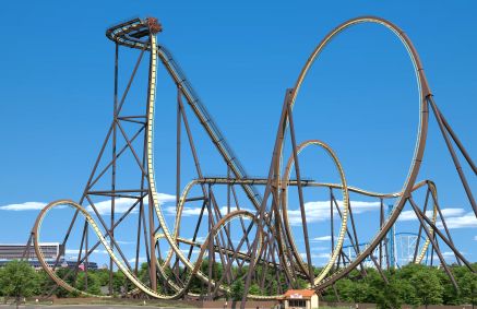 Projeto da montanha-russa Tormenta no Six Flags Over Texas, nos EUA
