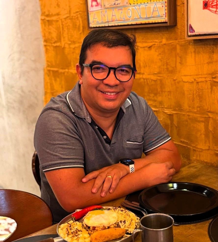 Michel Pinho é historiador e professor • Instagram/Michel Pinho