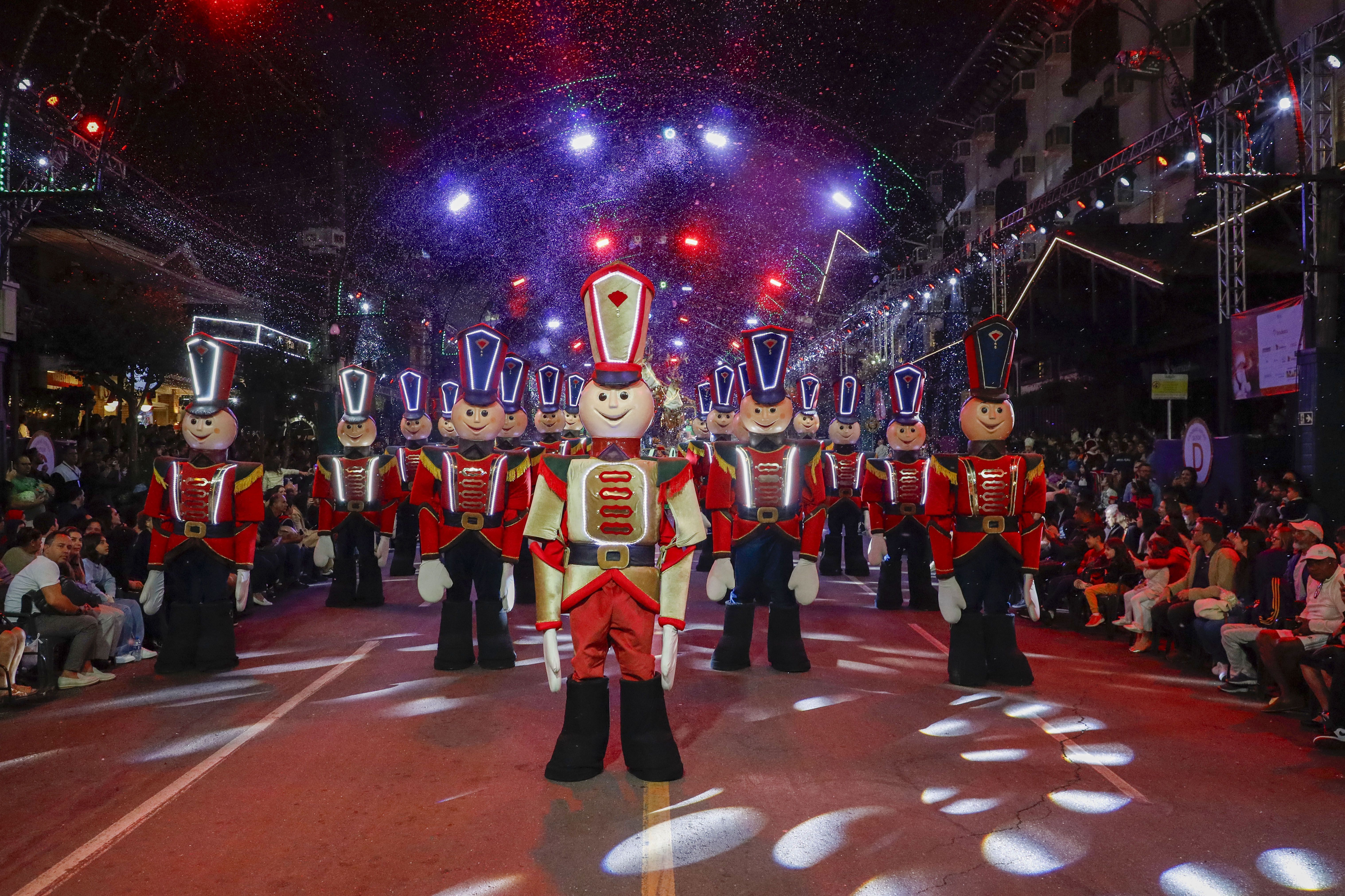 "Grande Desfile de Natal" é uma atração tradicional do evento • Cleiton Thiele/SerraPre