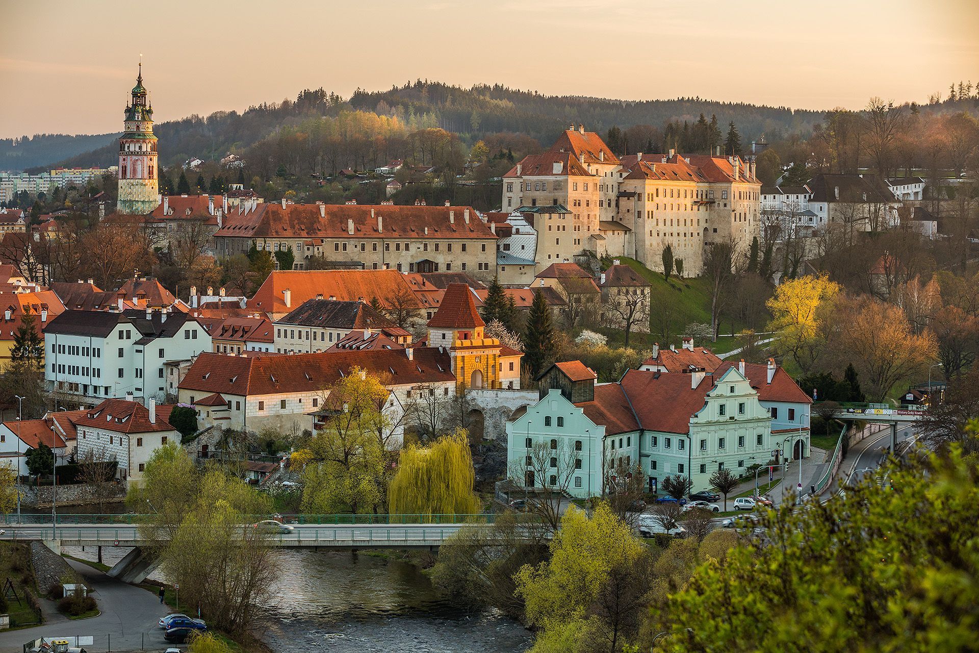 Český Krumlov fica às margens do rio Vltava, o maior da República Tcheca • Libor Sváček